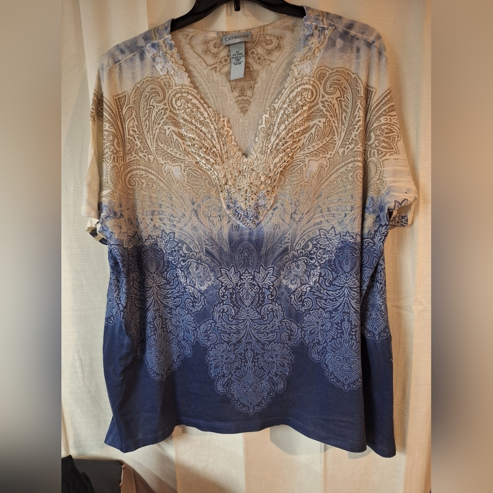 Elegant Blue and Cream Tunic